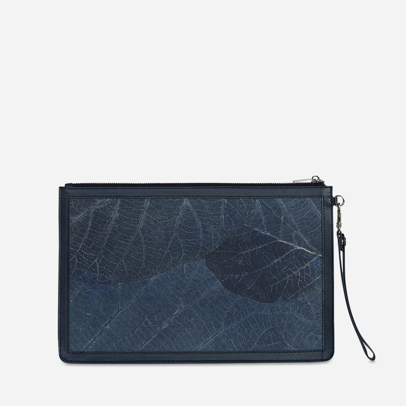 Back Sapphire Dylan Pouch by Thamon