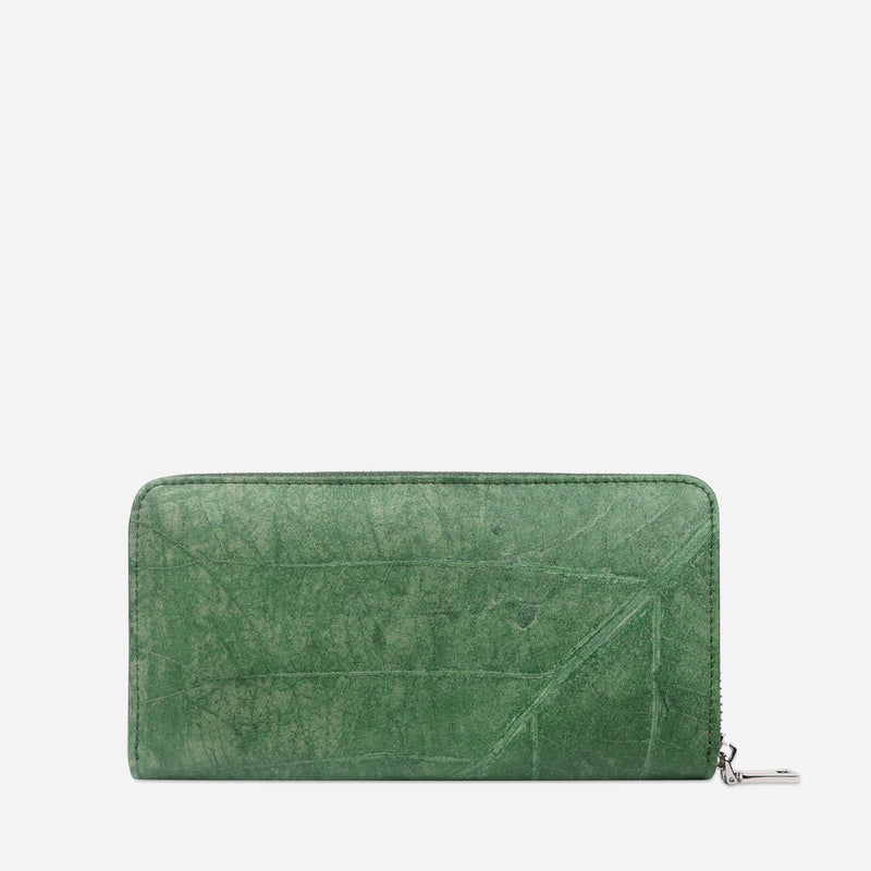 Back Forest Green Leaf Pattern Zip Around Wallet by Thamon