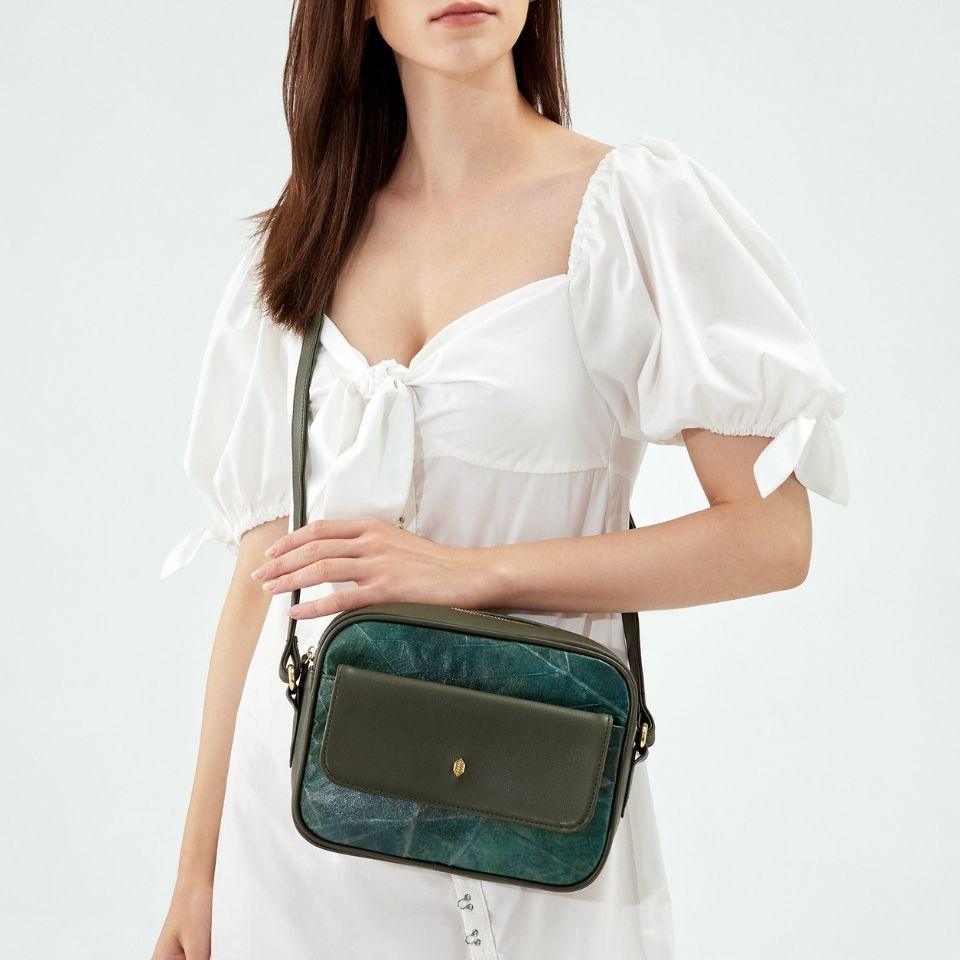 Forest_green_Isabelle_crossbody_bag_women_s_bag_vegan_leather_veganbags_women_s_crossbody_bag_ThamonForest_green_Isabelle_crossbody_bag_women_s_bag_vegan_leather_veganbags_women_s_crossbody_bag_Thamon