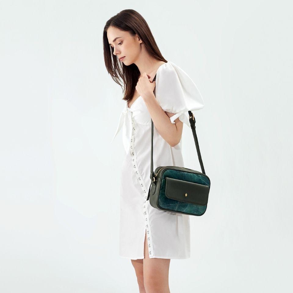 Forest_green_Isabelle_crossbody_bag_women_s_bag_vegan_leather_veganbags_women_s_crossbody_bag_Thamon