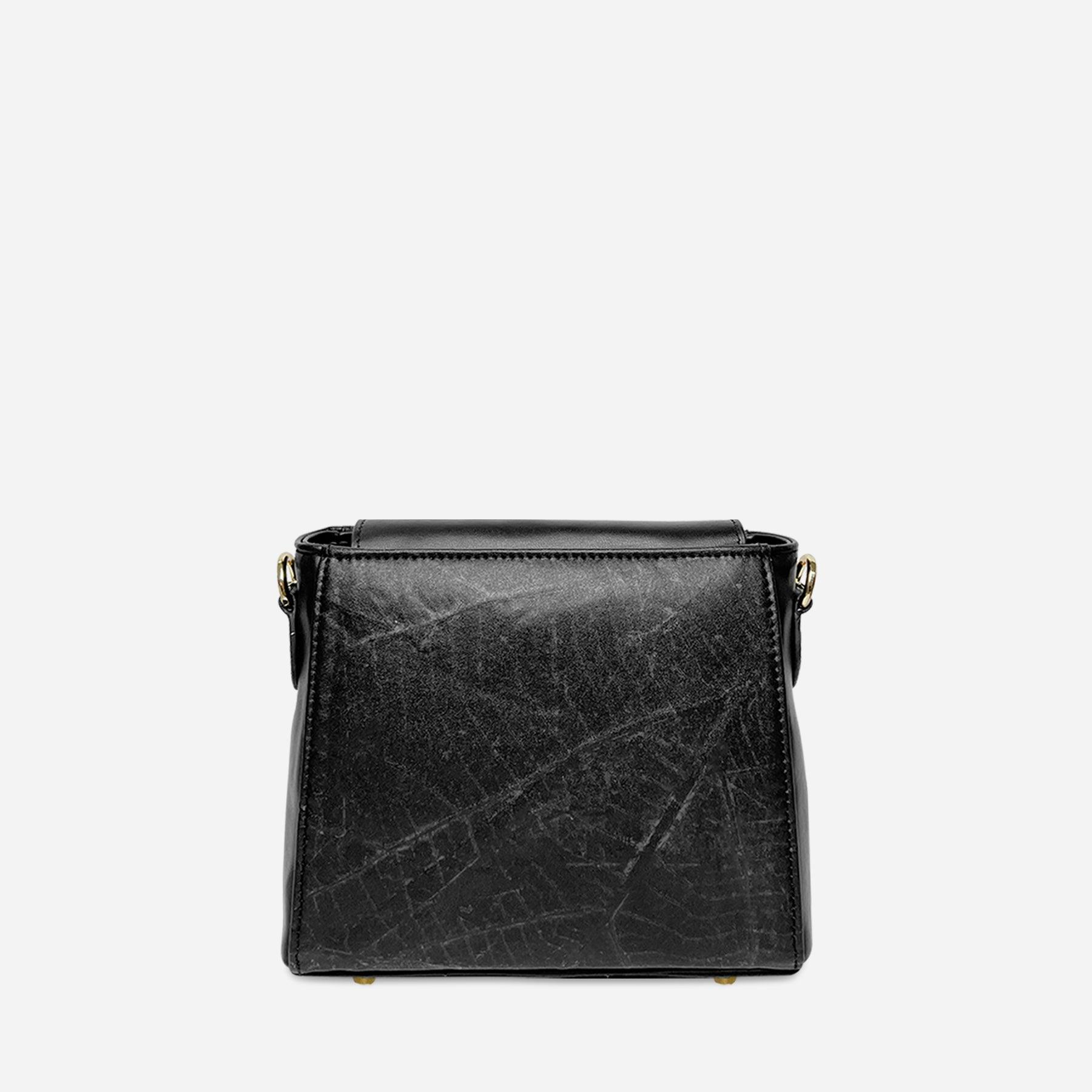 Back Black Pearl Crossbody Bag by Thamon