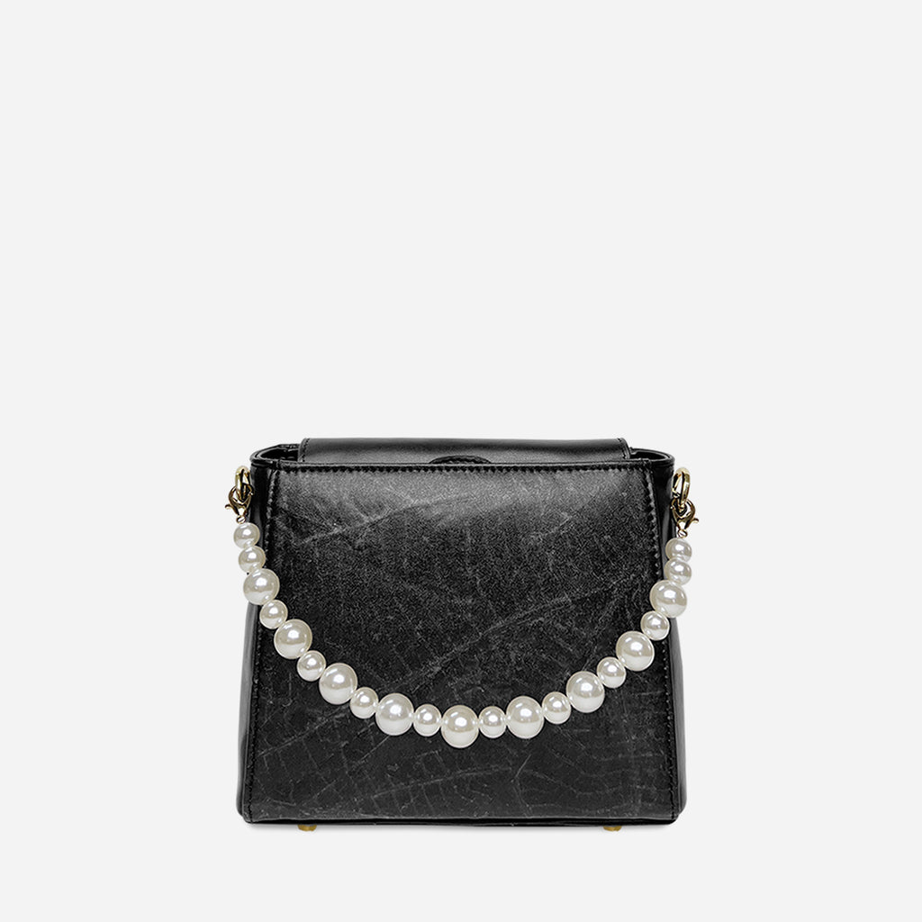 Grey pre-owned Giorgio Armani leather handbag with chain strap | SOTT