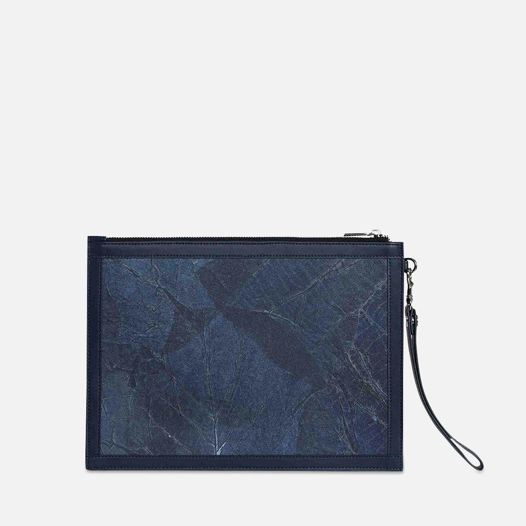 Back Sapphire Dean's Pouch by Thamon